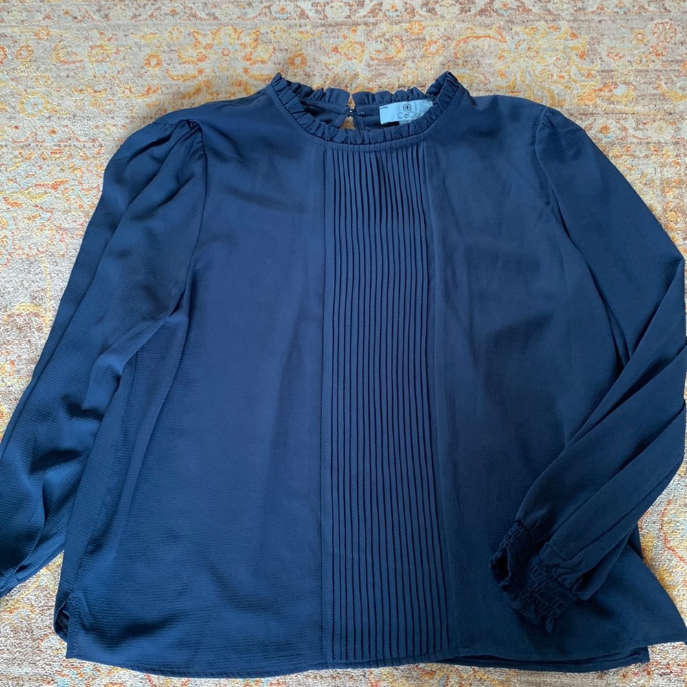 Beautiful long sleeve blouse
